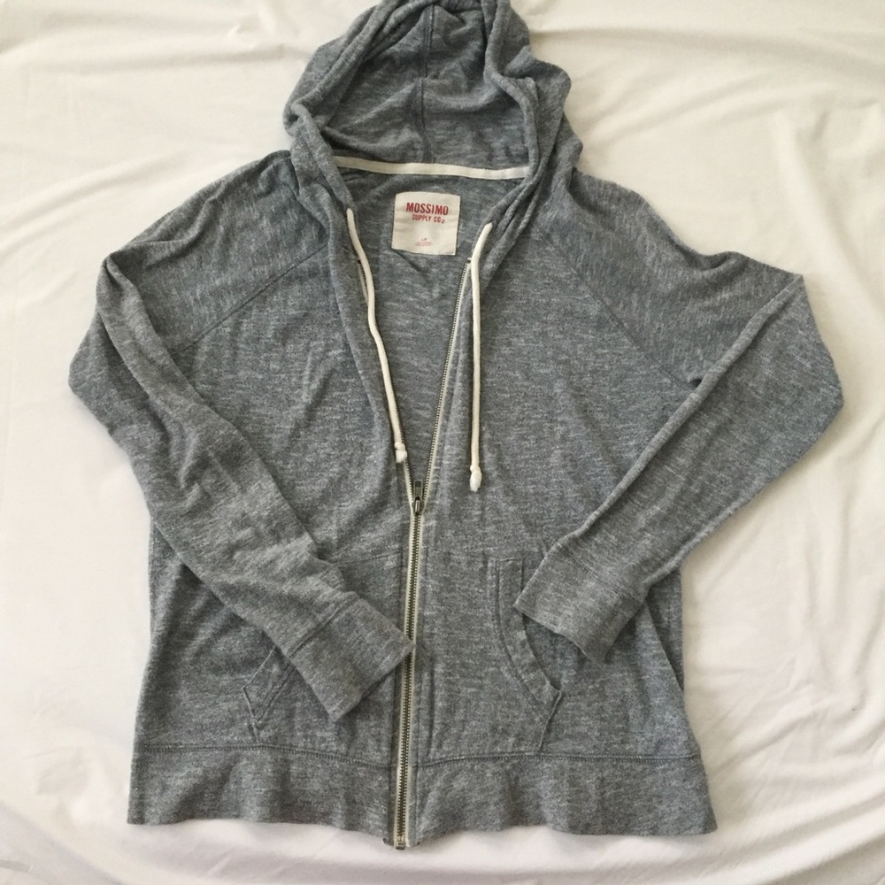 5️⃣✨ Gray Hooded Zip Up Jacket